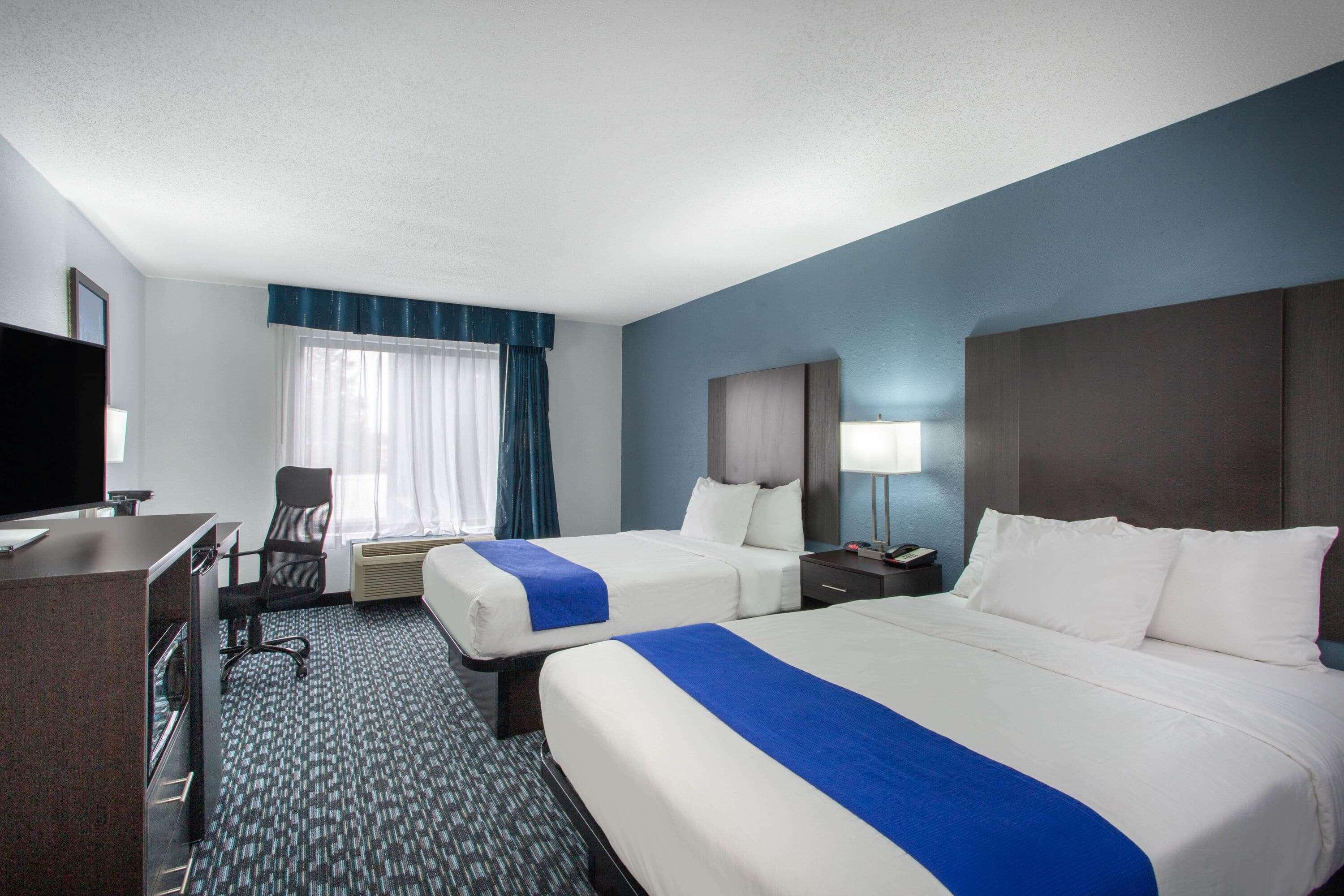 Baymont By Wyndham Charlotte University Bagian luar foto